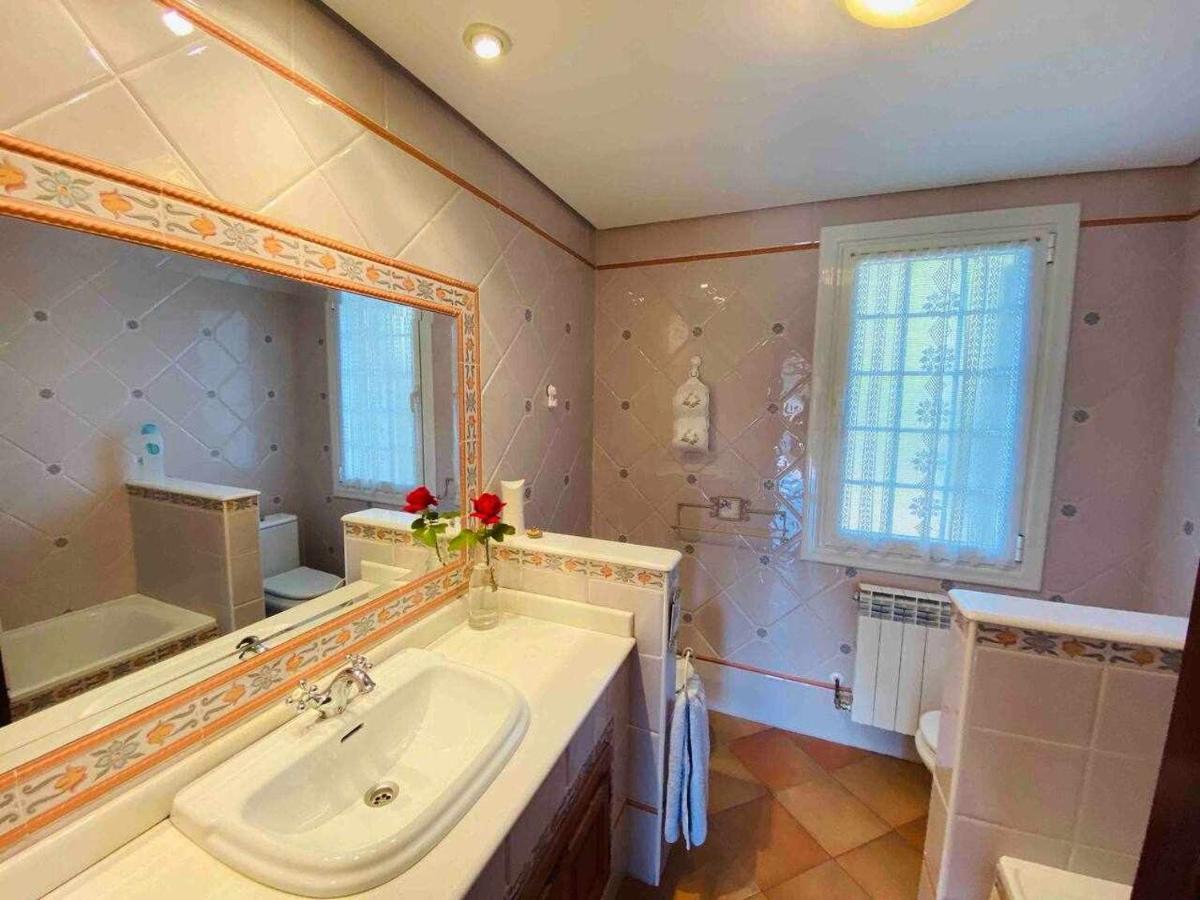 Sagastienea Villa Con Piscina Y Tenis En La Rioja Samaniego Exterior foto